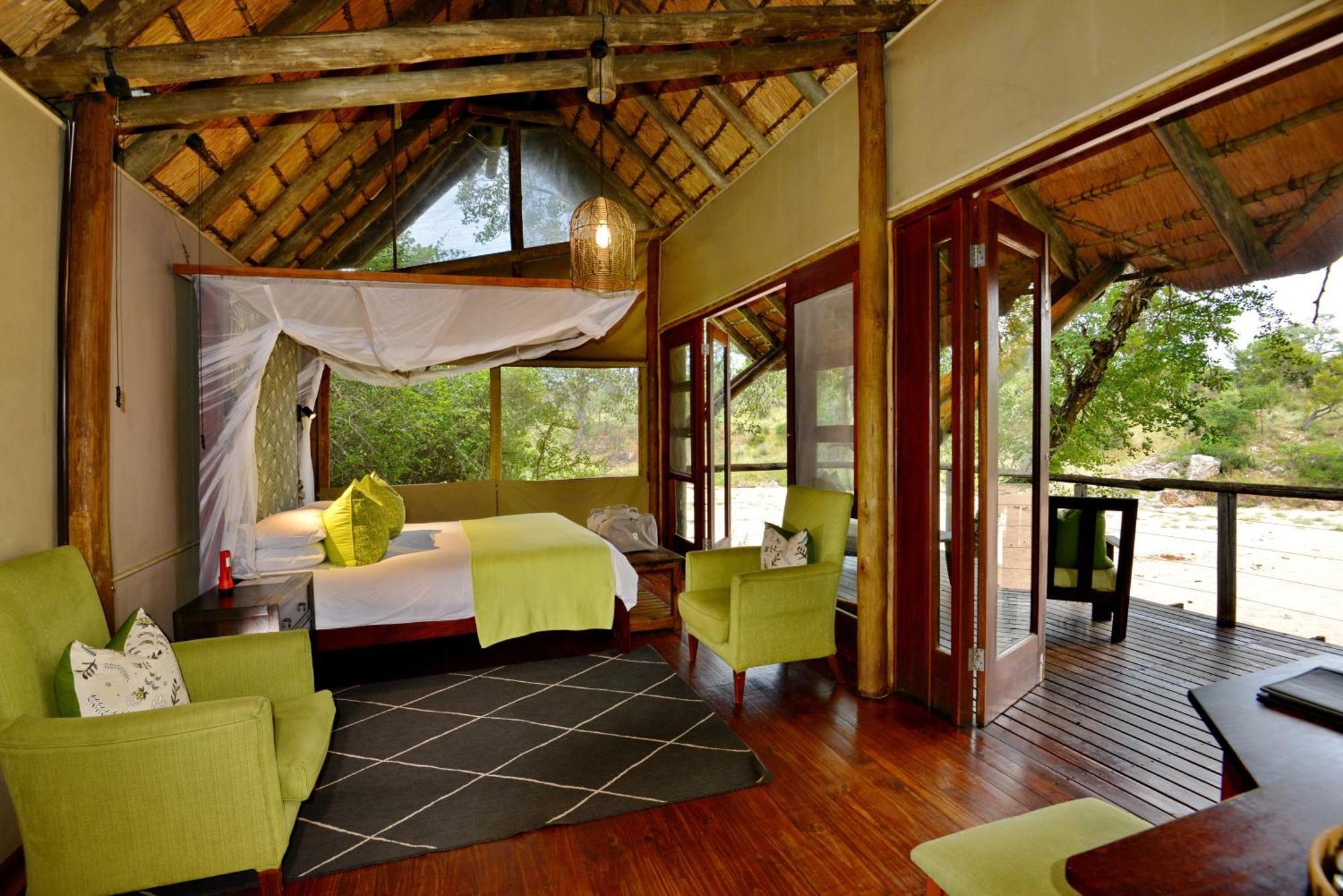 Rhino Post Safari Lodge Скукуза Екстер'єр фото