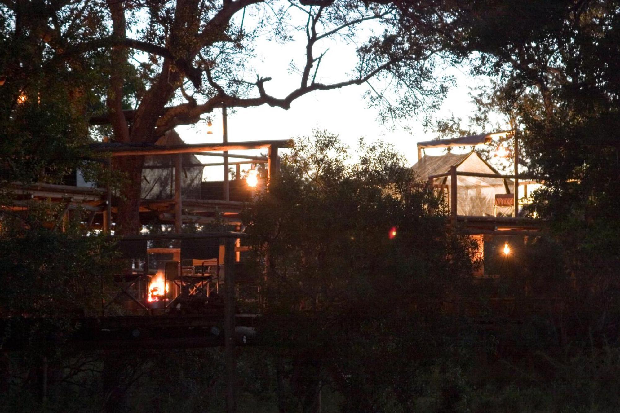 Rhino Post Safari Lodge Скукуза Екстер'єр фото