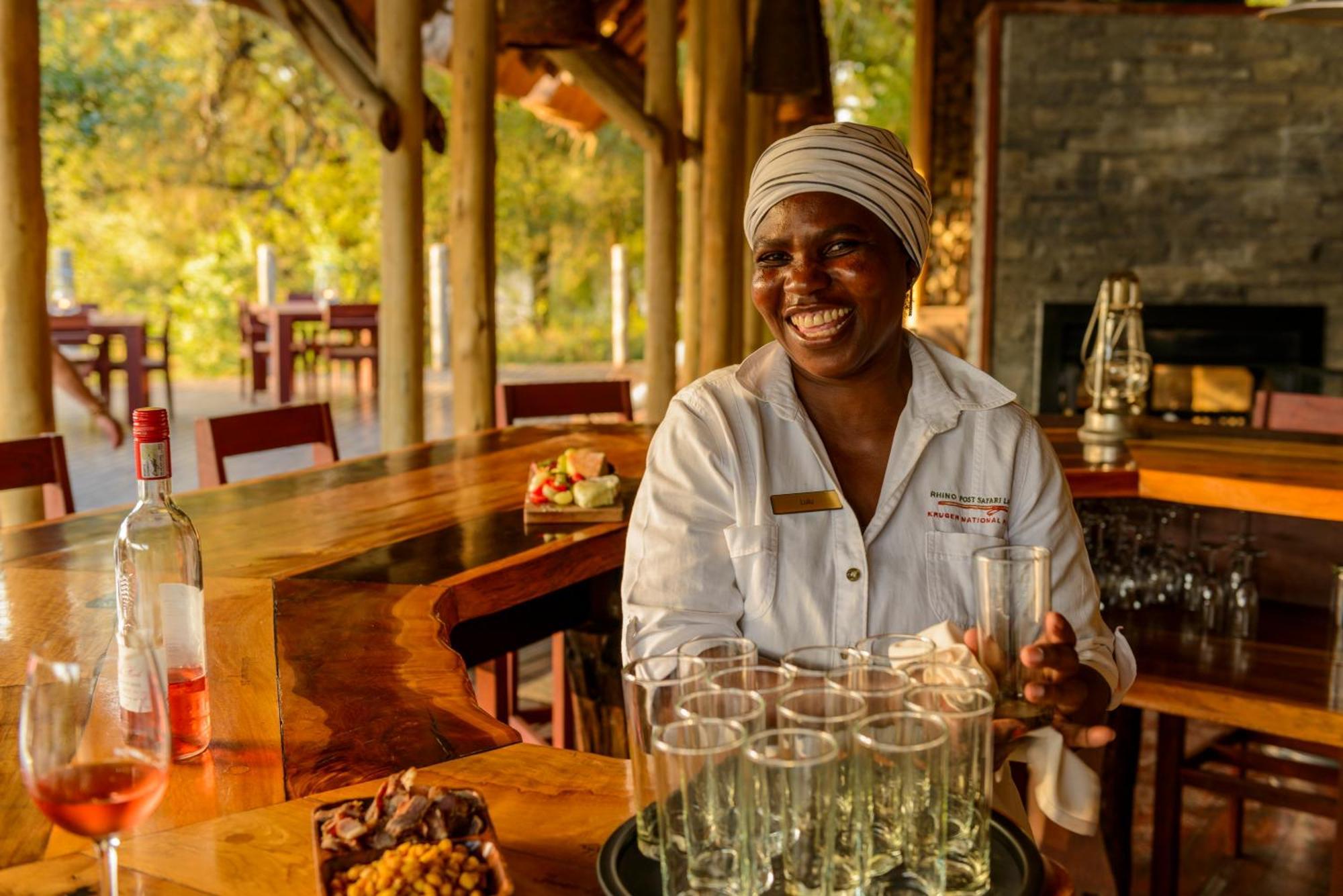 Rhino Post Safari Lodge Скукуза Екстер'єр фото