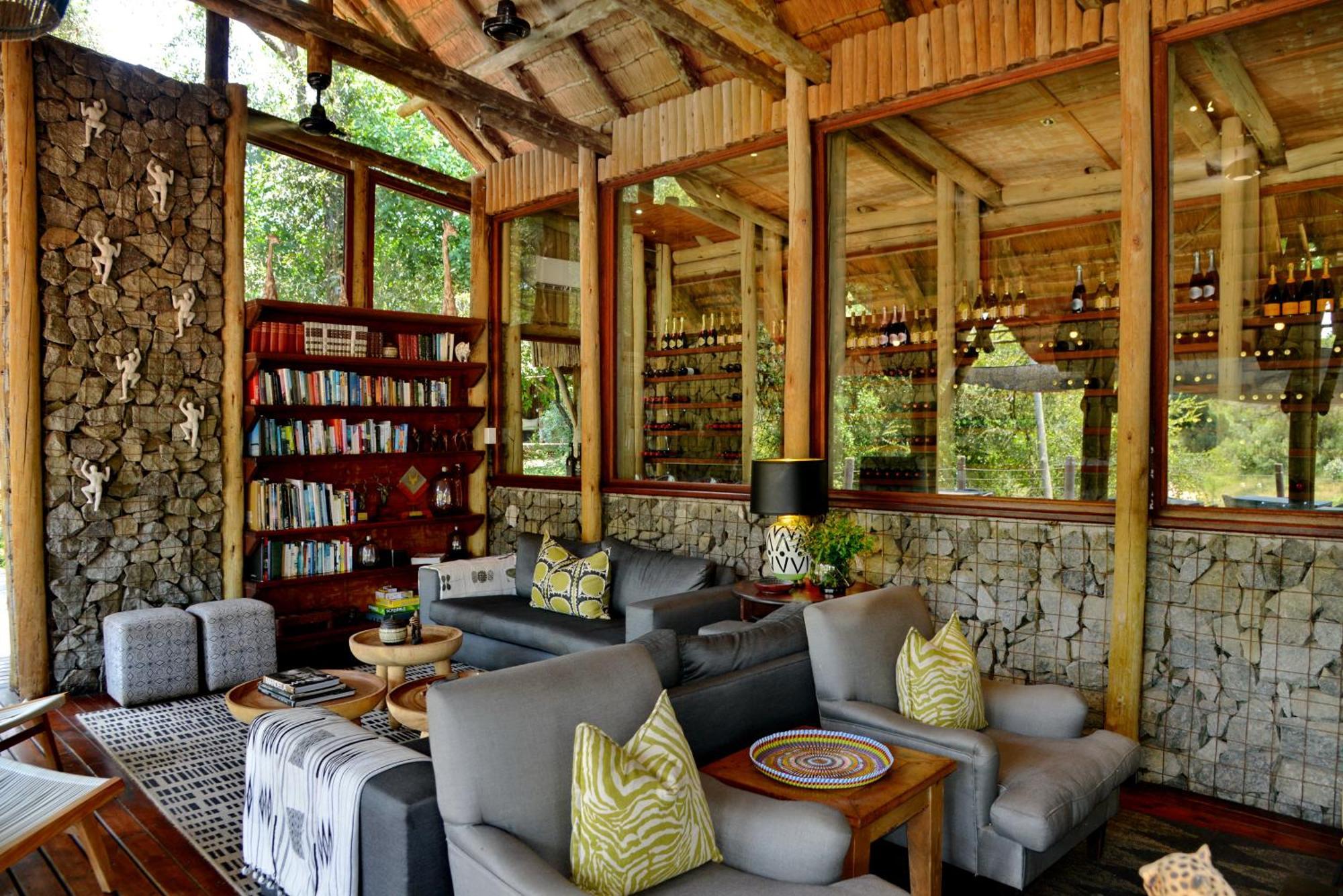 Rhino Post Safari Lodge Скукуза Екстер'єр фото